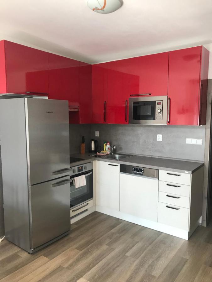 Apartman Plovarna กาเมนิเซนาดลิโป ภายนอก รูปภาพ