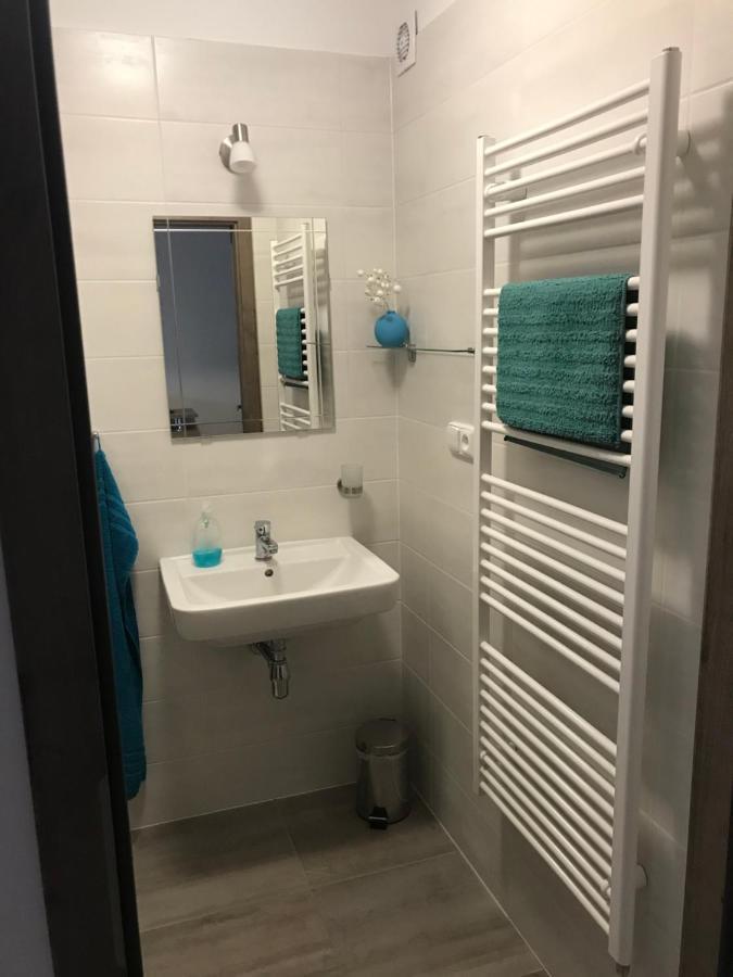 Apartman Plovarna กาเมนิเซนาดลิโป ภายนอก รูปภาพ