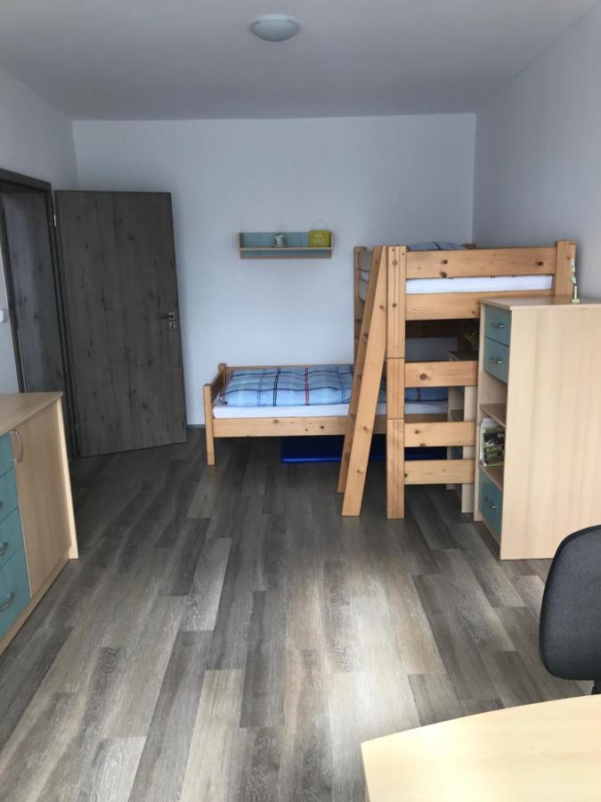 Apartman Plovarna กาเมนิเซนาดลิโป ภายนอก รูปภาพ
