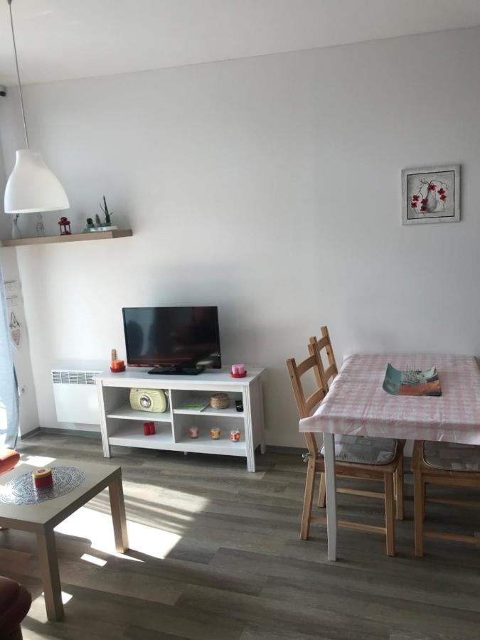 Apartman Plovarna กาเมนิเซนาดลิโป ภายนอก รูปภาพ